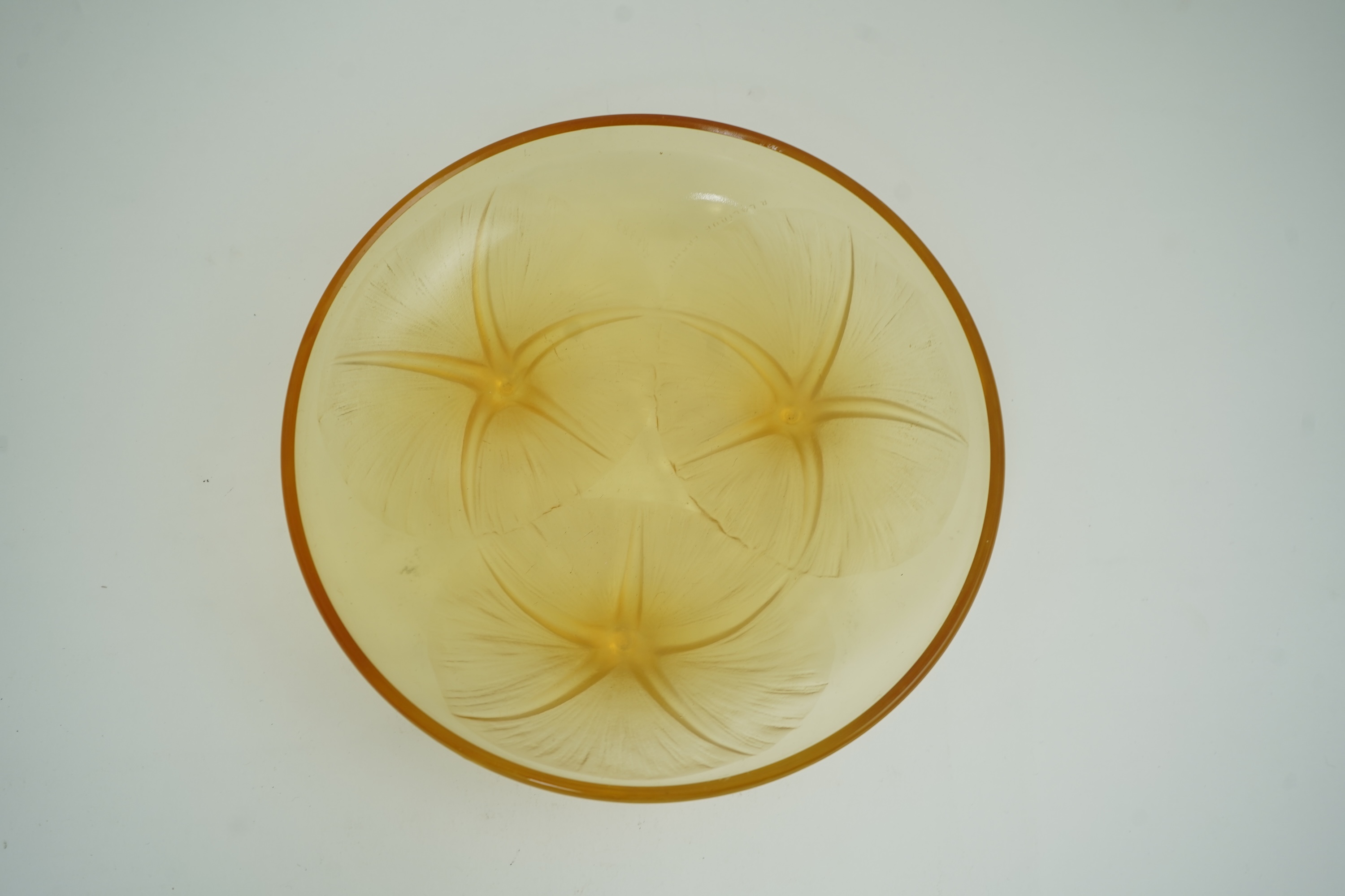 René Lalique: A 'Volubilis' amber glass footed dish
